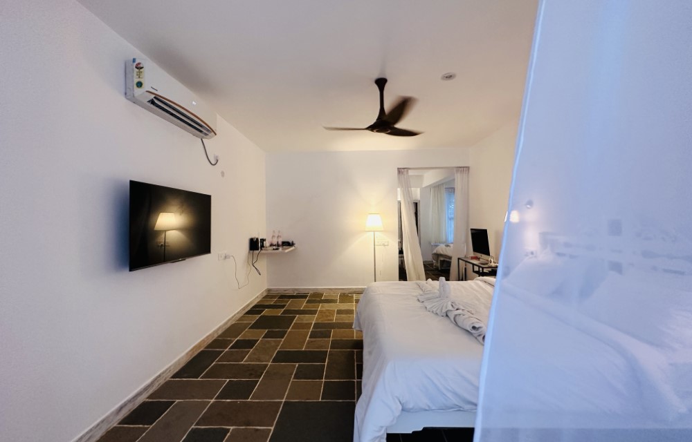 Oceanic Luxury Boutique Hotel Image's