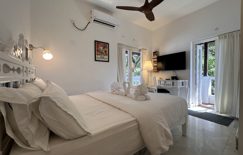 Oceanic Luxury Boutique Hotel
