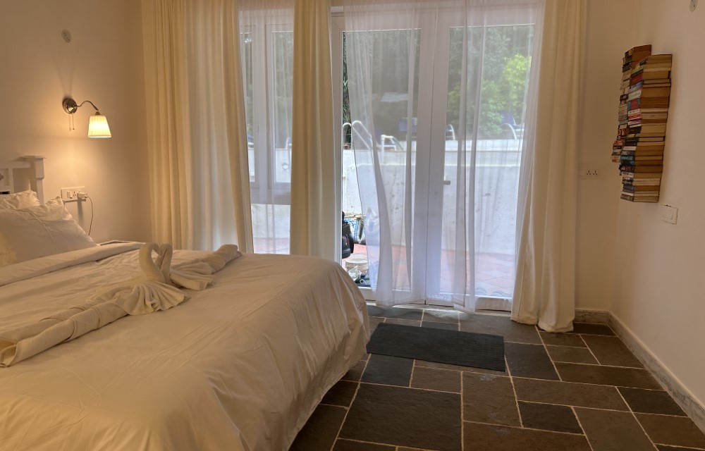 Oceanic Luxury Boutique Hotel